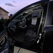 Forget-Flowers-This-Is-How-You-Surprise-Mom-SUV-Interior-Detailing-in-Orlando 3